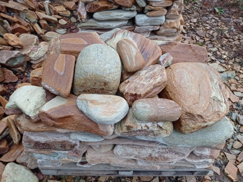 Златолит жёлтый, жёлто-зелёный глыбки и валуны для ланшафтного дизайна купить в Красногорске