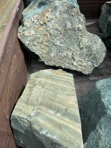 Ландшафтные глыбы зелёные 200-500 килограмм купить в Красногорске