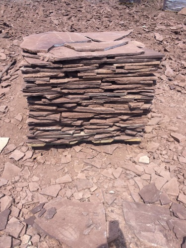 Плитняк лемезит бордовый для цоколя 1,5-2 см купить в Красногорске