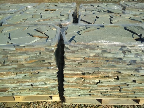 Плитняк златолит зелёный для цоколя, отмостки купить в Красногорске