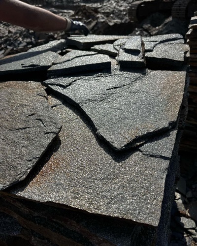 Плитняк златолит серебристый для фасада купить в Красногорске