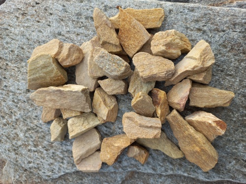 Златолит жёлтый декоративная каменная крошка купить в Красногорске